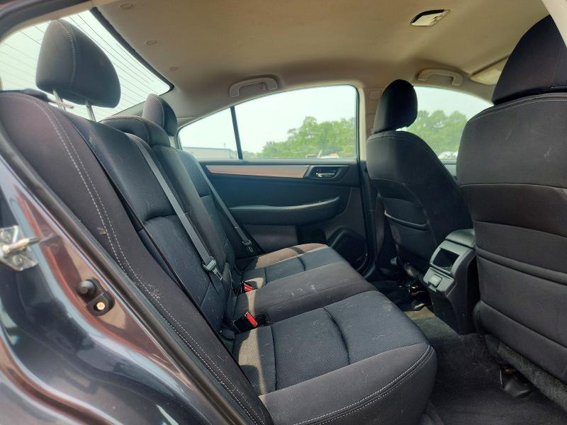61464806 :رقم المزاد ، 4S3BNAC6XJ3011023 vin ، 2018 Subaru Legacy مزاد بيع
