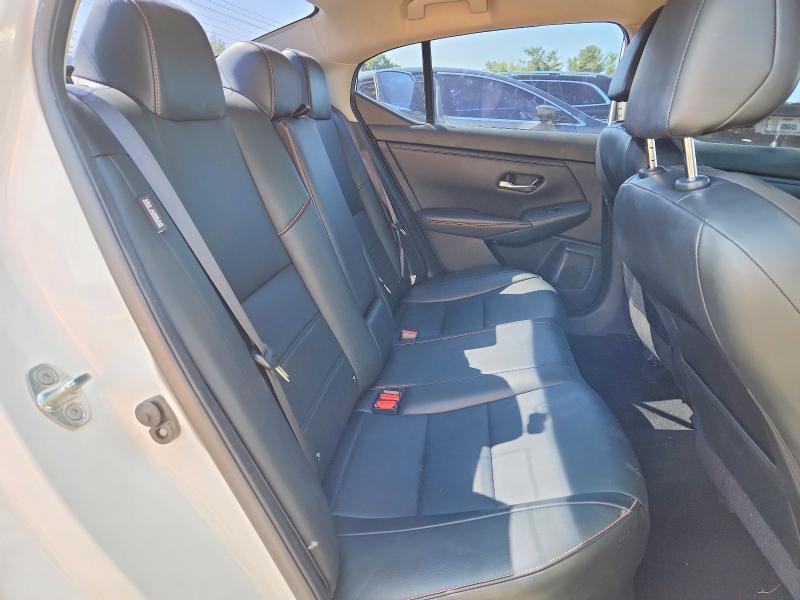 Продажа на аукционе авто 2021 Nissan Sentra, vin: 3N1AB8DV5MY302322, номер лота: 61353336