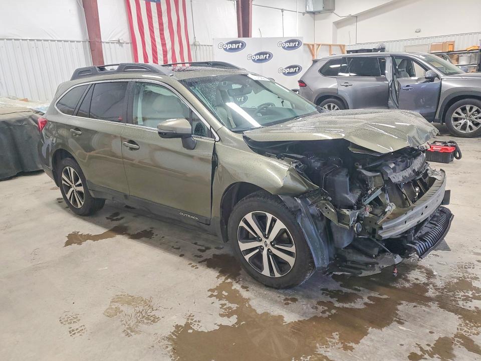 61976256 :رقم المزاد ، 4S4BSANC6K3397125 vin ، 2019 Subaru Outback مزاد بيع