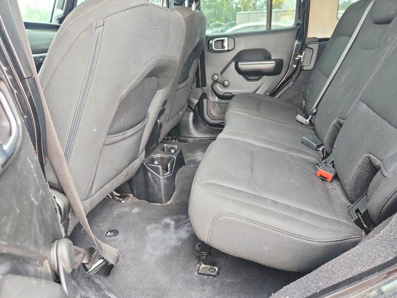 60616846 :رقم المزاد ، 1C4HJXDGXJW145593 vin ، 2018 Jeep Wrangler Unlimited مزاد بيع