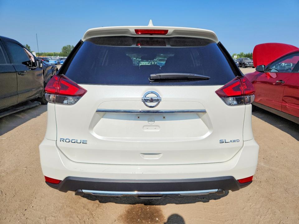 Продажа на аукционе авто 2018 Nissan Rogue, vin: 5N1AT2MV6JC701988, номер лота: 60861126