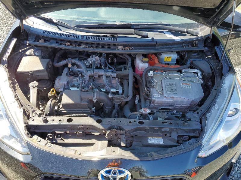 Auction sale of the 2017 Toyota Prius C, vin: JTDKDTB32H1592352, lot number: 59592816