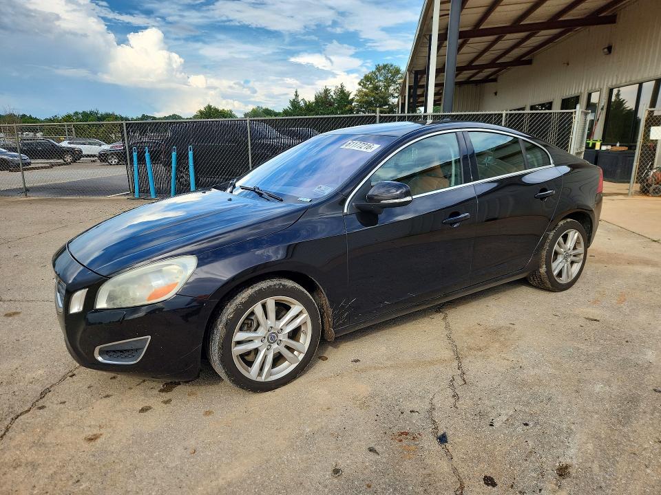 2013 Volvo S60 მანქანა იყიდება აუქციონზე, vin: YV1612FS8D2184300, აუქციონის ნომერი: 61177216