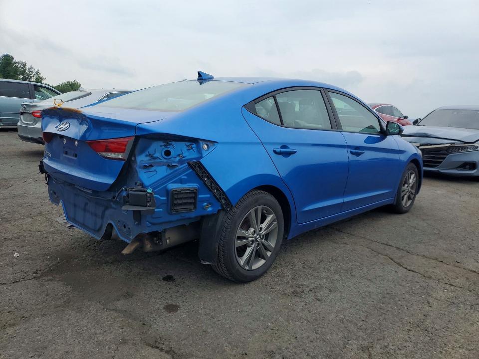 2017 Hyundai Elantra მანქანა იყიდება აუქციონზე, vin: 5NPD84LF8HH026040, აუქციონის ნომერი: 62744316