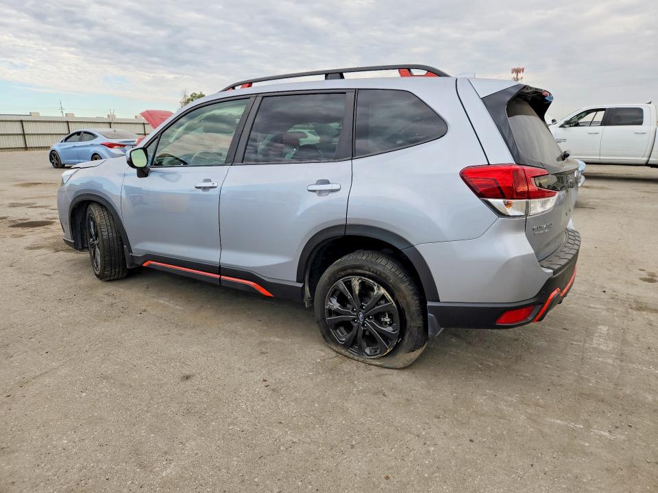 61948766 :رقم المزاد ، JF2SKAJC4NH503137 vin ، 2022 Subaru Forester مزاد بيع