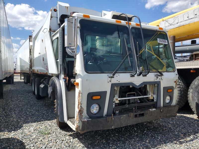55526686 :رقم المزاد ، 1M2AU04C6DM007848 vin ، 2013 Mack Leu613 مزاد بيع