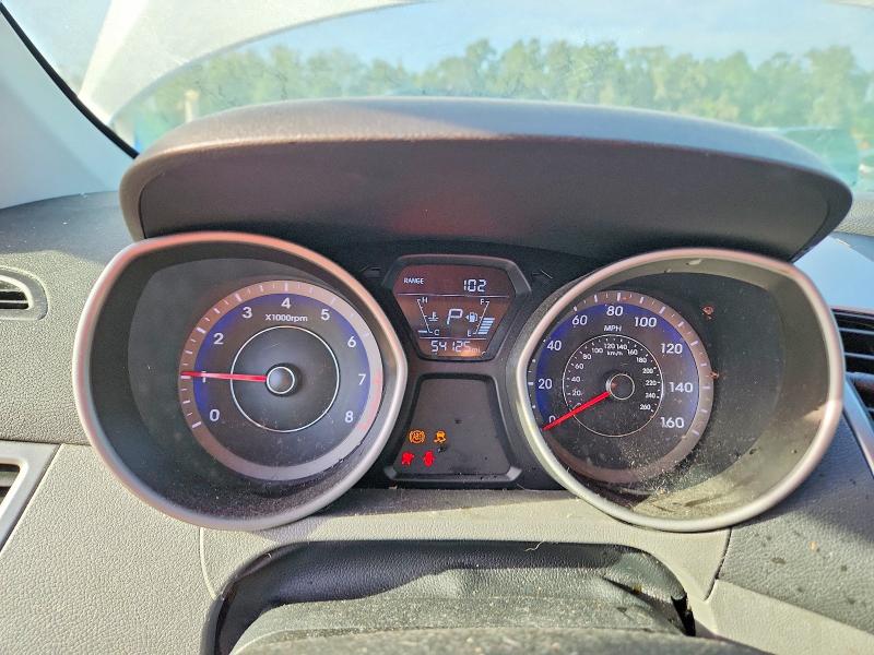 61065656 :رقم المزاد ، KMHDH4AH7FU229617 vin ، 2015 Hyundai Elantra مزاد بيع