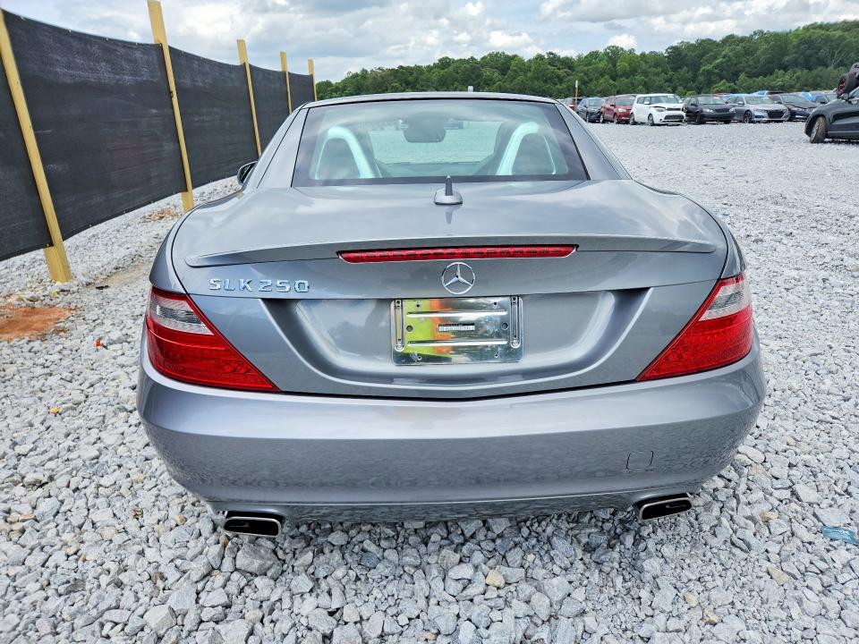 Aukcja sprzedaży 2012 Mercedes-benz Slk, vin: WDDPK4HAXCF041661, numer aukcji: 61998046