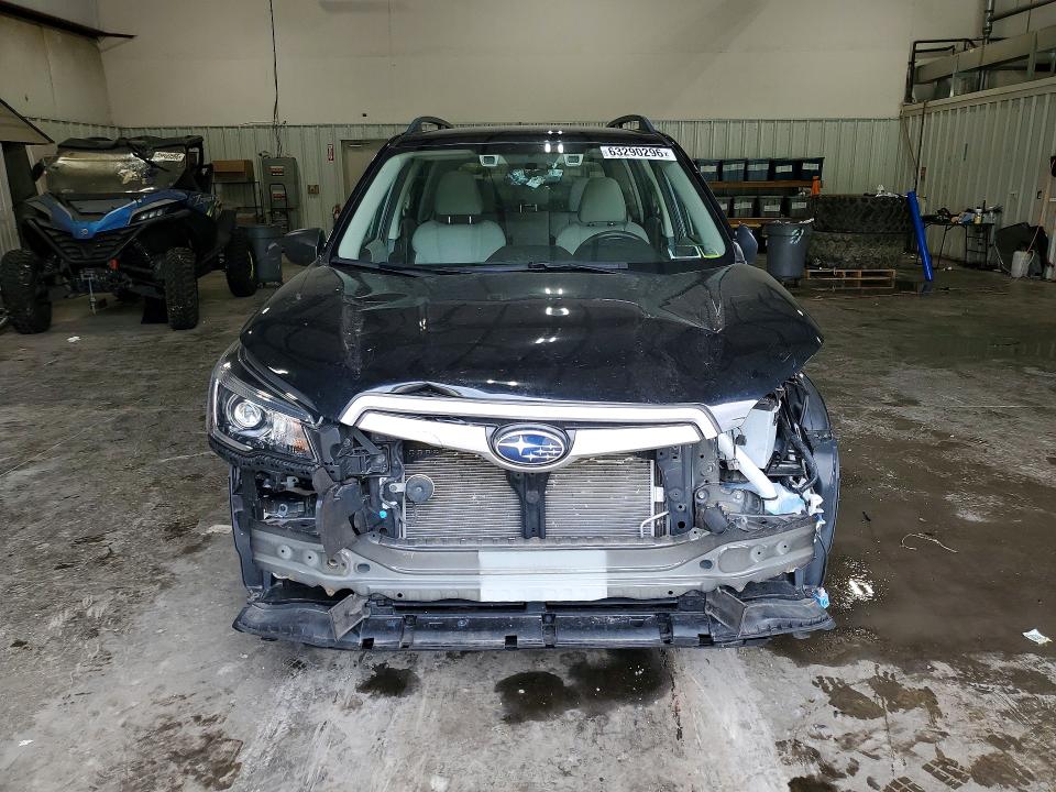 63290296 :رقم المزاد ، JF2SKACC5KH503415 vin ، 2019 Subaru Forester مزاد بيع