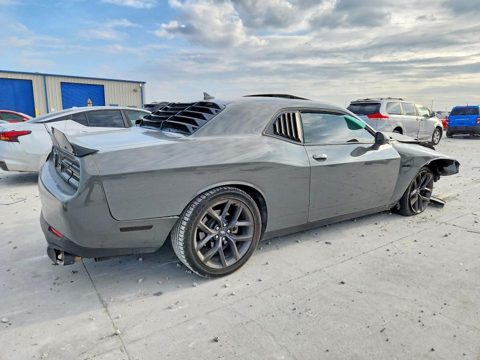 Продаж на аукціоні авто 2023 Dodge Challenger, vin: 2C3CDZBT7PH668465, номер лоту: 61642016