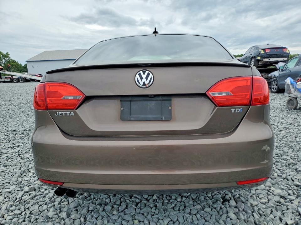 2014 Volkswagen Jetta მანქანა იყიდება აუქციონზე, vin: 3VW3L7AJ8EM383921, აუქციონის ნომერი: 62679836