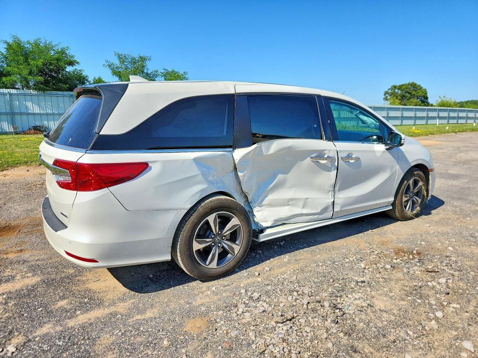 Продажа на аукционе авто 2018 Honda Odyssey, vin: 5FNRL6H81JB020837, номер лота: 61312976