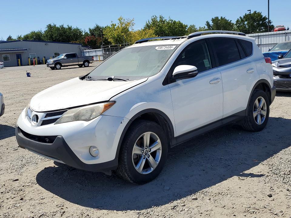 Продажа на аукционе авто 2015 Toyota Rav4, vin: JTMRFREV1FJ018430, номер лота: 59675406