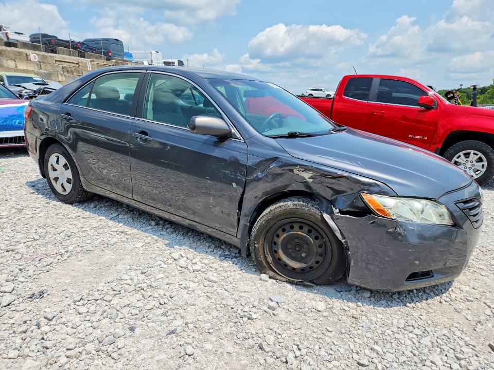 62906396 :رقم المزاد ، 4T1BE46K17U100732 vin ، 2007 Toyota Camry مزاد بيع