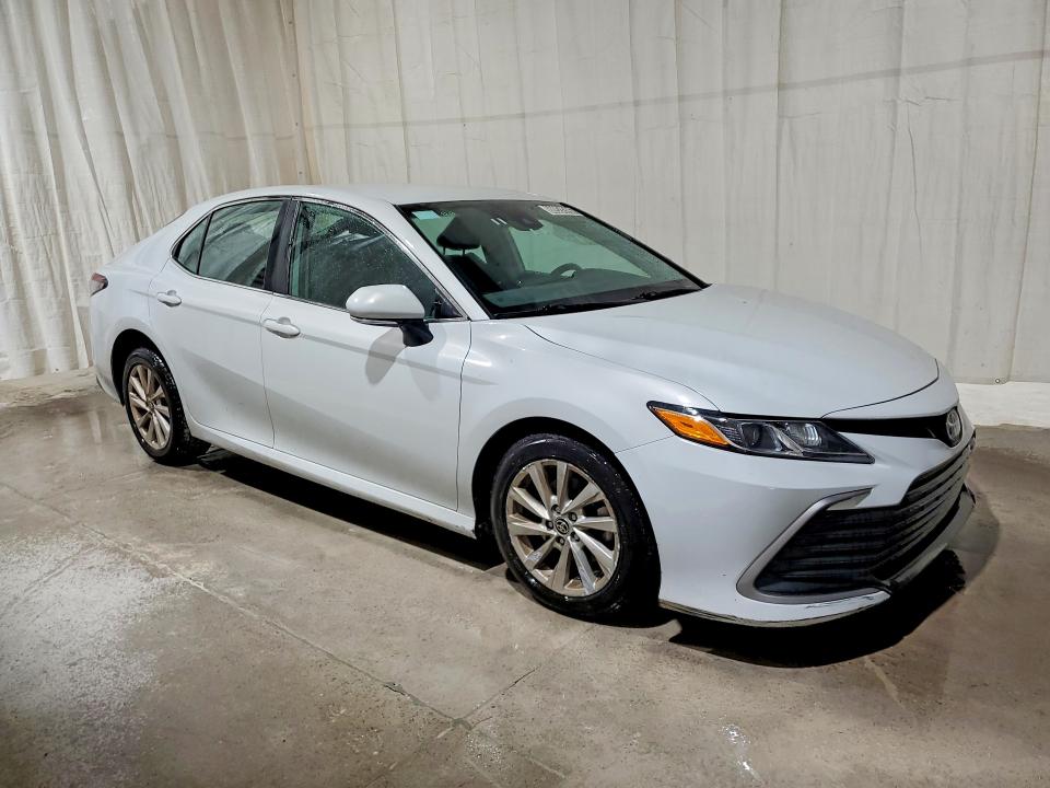 Продажа на аукционе авто 2023 Toyota Camry, vin: 4T1C11AK1PU111672, номер лота: 60924396