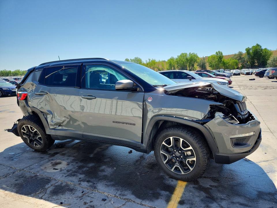60715526 :رقم المزاد ، 3C4NJDDB6LT132788 vin ، 2020 Jeep Compass مزاد بيع