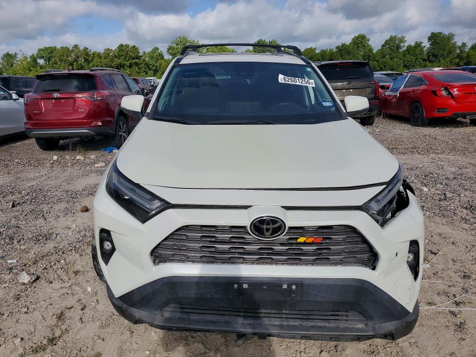 Продажа на аукционе авто 2022 Toyota Rav4, vin: 2T3Y1RFV3NW197742, номер лота: 62601256