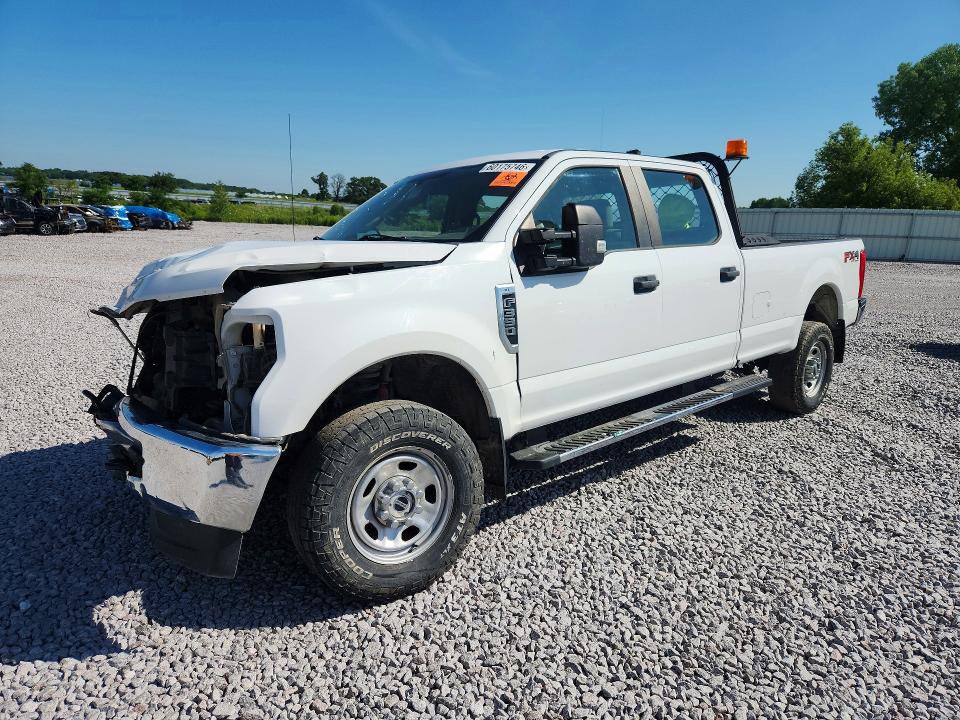 60175746 :رقم المزاد ، 1FT8W3B62HED36770 vin ، 2017 Ford F350 مزاد بيع