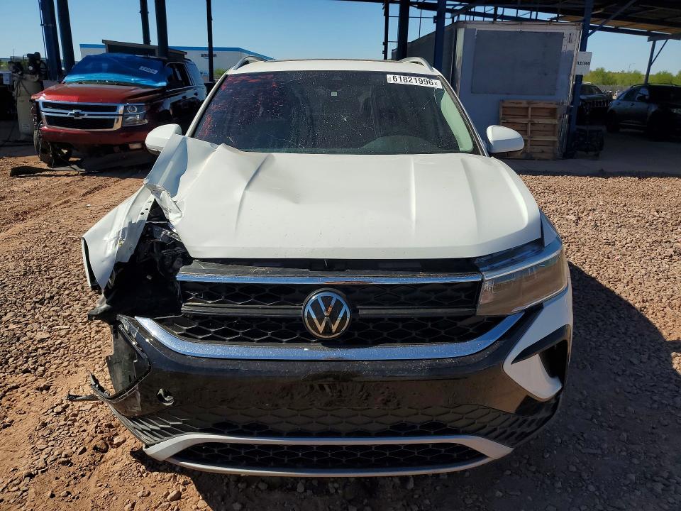 61821996 :رقم المزاد ، 3VVEX7B24RM093626 vin ، 2024 Volkswagen Taos مزاد بيع