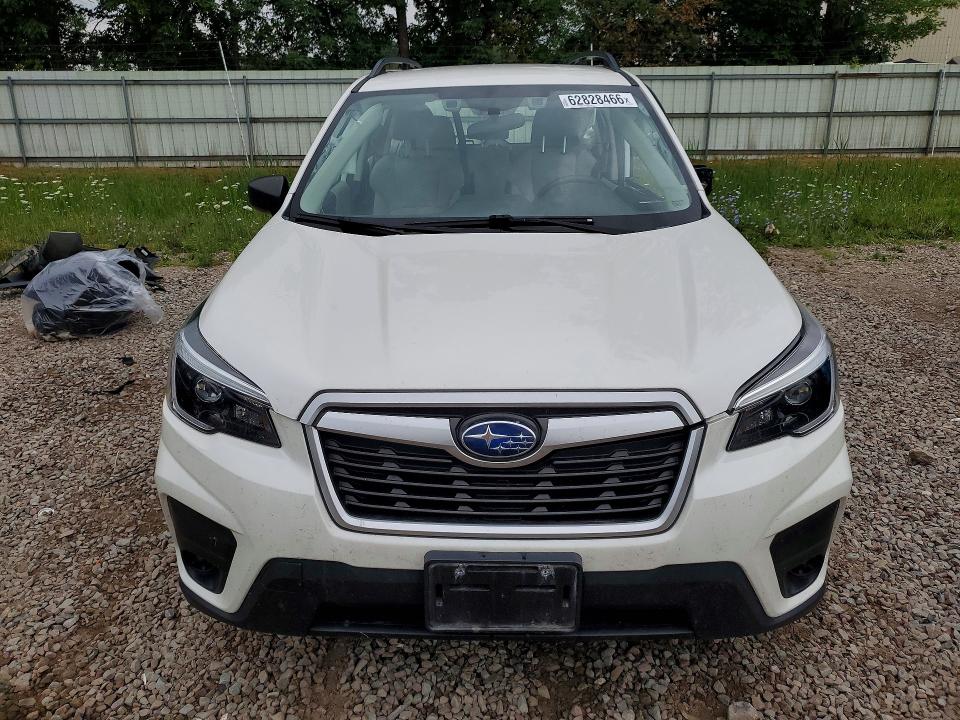 62828466 :رقم المزاد ، JF2SKADC3MH539427 vin ، 2021 Subaru Forester مزاد بيع