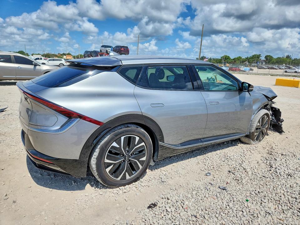 2023 Kia Ev6 მანქანა იყიდება აუქციონზე, vin: KNDC34LA3P5610245, აუქციონის ნომერი: 62220046