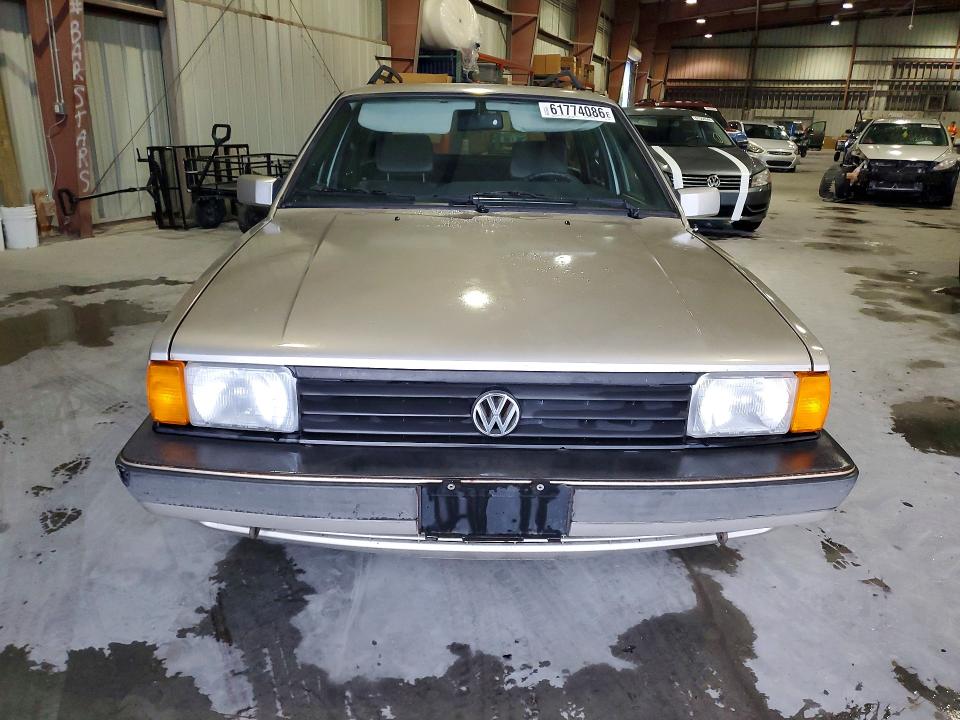 61774086 :رقم المزاد ، WVWGB0333HE138869 vin ، 1987 Volkswagen Quantum مزاد بيع