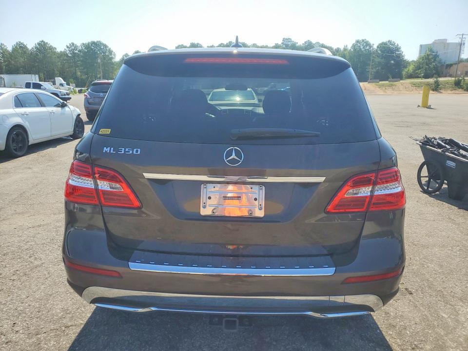 59611806 :رقم المزاد ، 4JGDA5JB1EA268905 vin ، 2014 Mercedes-benz Ml مزاد بيع