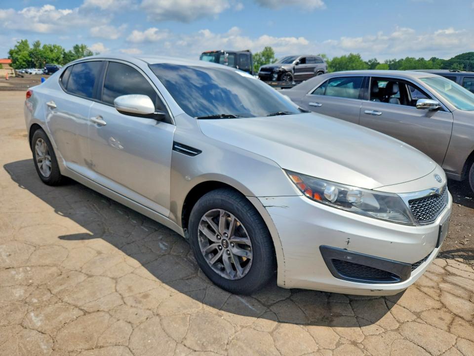 2011 Kia Optima მანქანა იყიდება აუქციონზე, vin: KNAGM4A74B5065152, აუქციონის ნომერი: 61948306