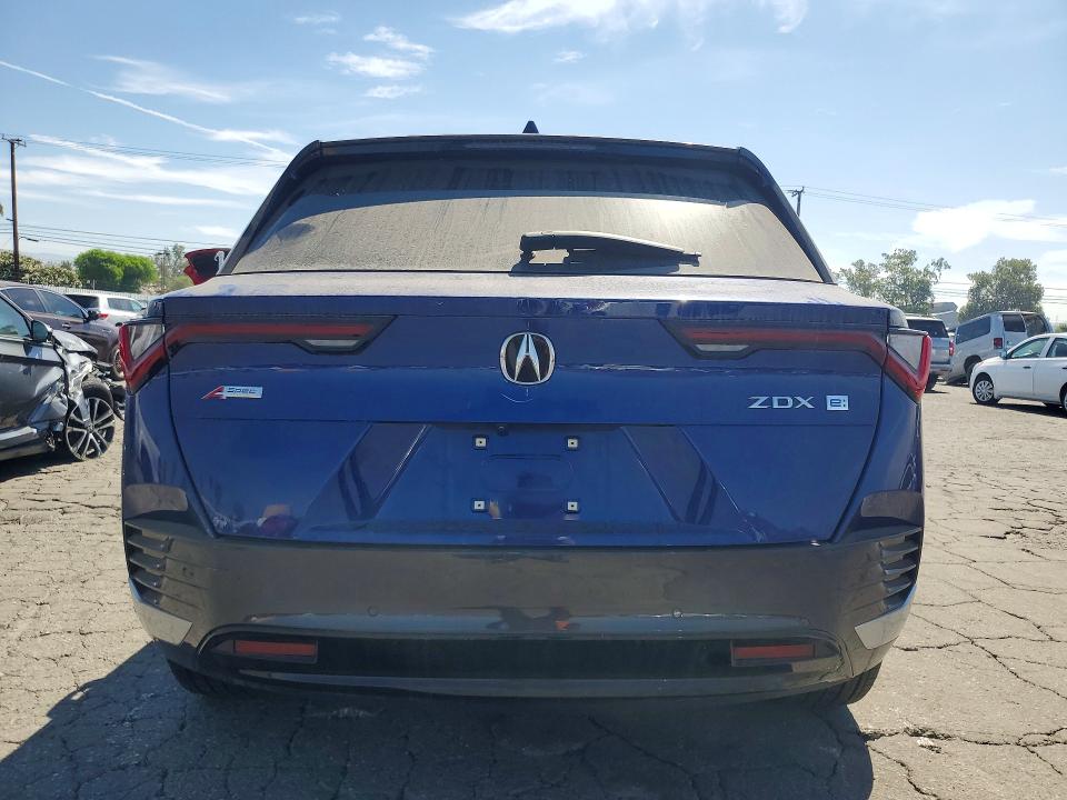 60892646 :رقم المزاد ، 4W5KHMRK3RZ505801 vin ، 2024 Acura Zdx مزاد بيع