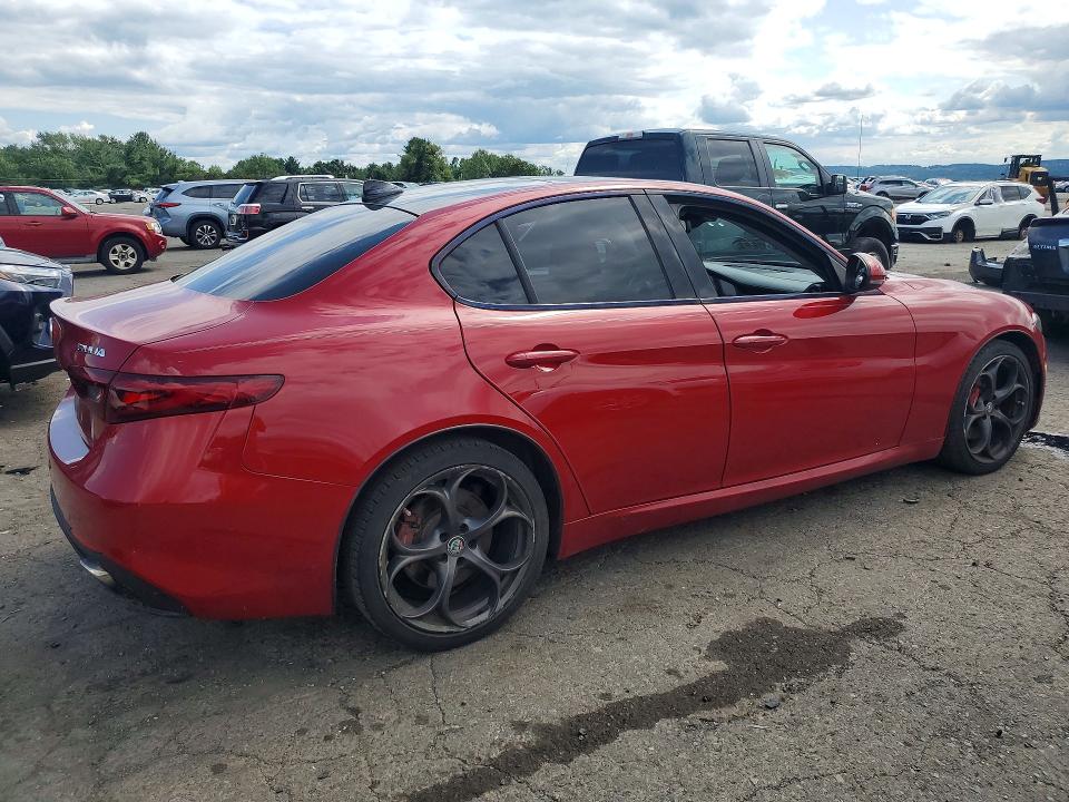 Продаж на аукціоні авто 2018 Alfa Romeo Giulia, vin: ZARFAEEN4J7599444, номер лоту: 63110736