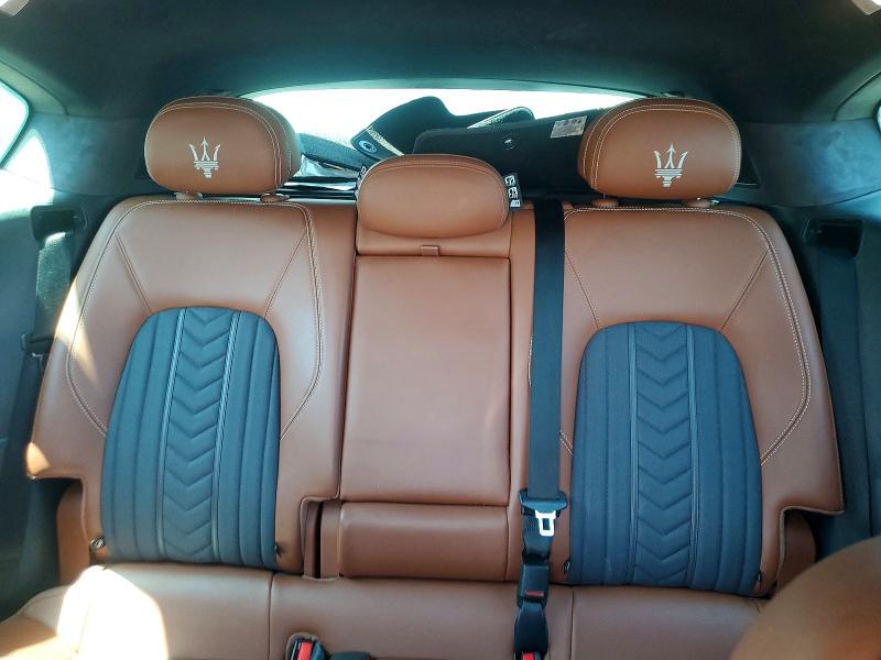 62242996 :رقم المزاد ، ZN661XUL2HX231231 vin ، 2017 Maserati Levante مزاد بيع