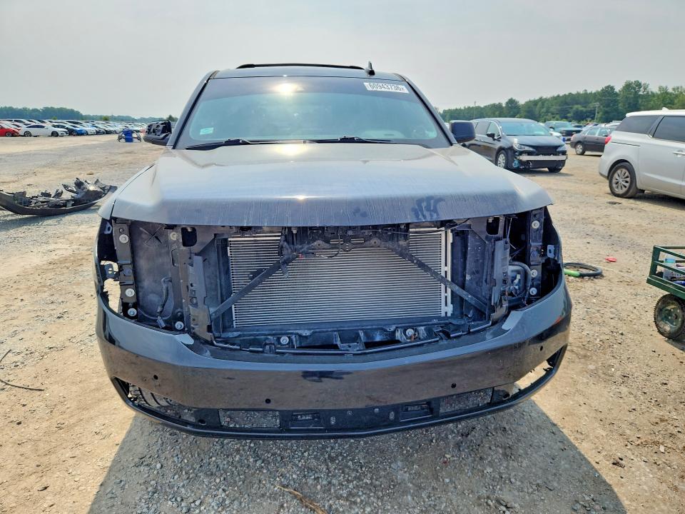 60943736 :رقم المزاد ، 1GNSKJKJXKR250978 vin ، 2019 Chevrolet Suburban مزاد بيع
