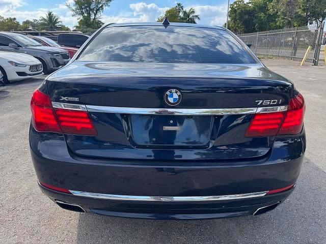2015 Bmw 750 მანქანა იყიდება აუქციონზე, vin: WBAYB6C5XFD965910, აუქციონის ნომერი: 63611546
