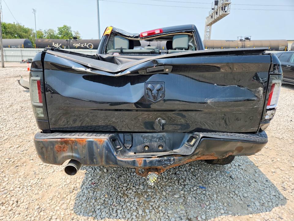 61396116 :رقم المزاد ، 1C6RR7KT6FS572689 vin ، 2015 Ram 1500 مزاد بيع