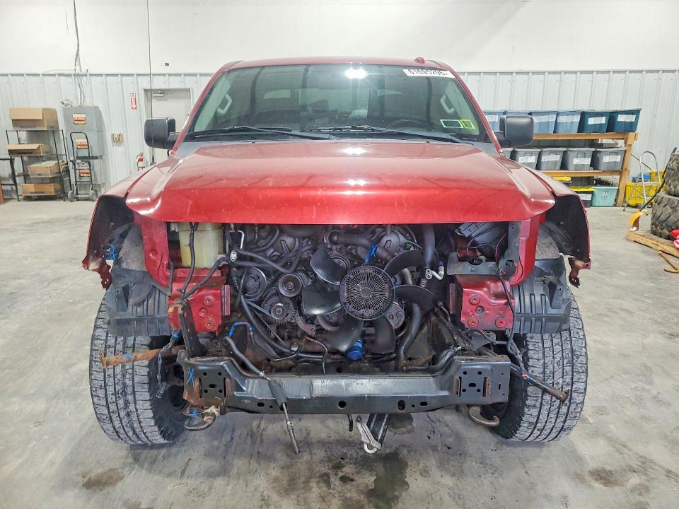 61695296 :رقم المزاد ، 1N6AA0EC2FN501825 vin ، 2015 Nissan Titan مزاد بيع