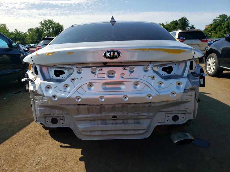 Продаж на аукціоні авто 2018 Kia Optima, vin: 5XXGT4L31JG222873, номер лоту: 61779846