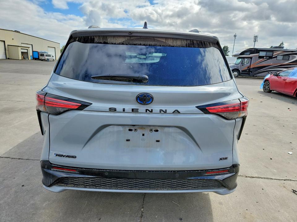 Продажа на аукционе авто 2025 Toyota Sienna, vin: 5TDCSKFC0SS168418, номер лота: 61530296