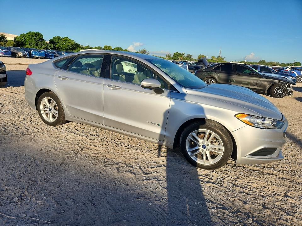 2018 Ford Fusion მანქანა იყიდება აუქციონზე, vin: 3FA6P0LU1JR200896, აუქციონის ნომერი: 61532146