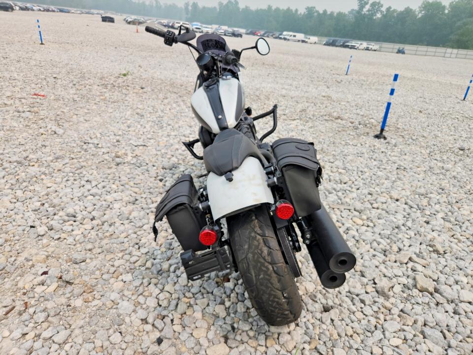 60402886 :رقم المزاد ، 56KDSDBH0R3016646 vin ، 2024 Indian Motorcycle Co. Sport Chief مزاد بيع