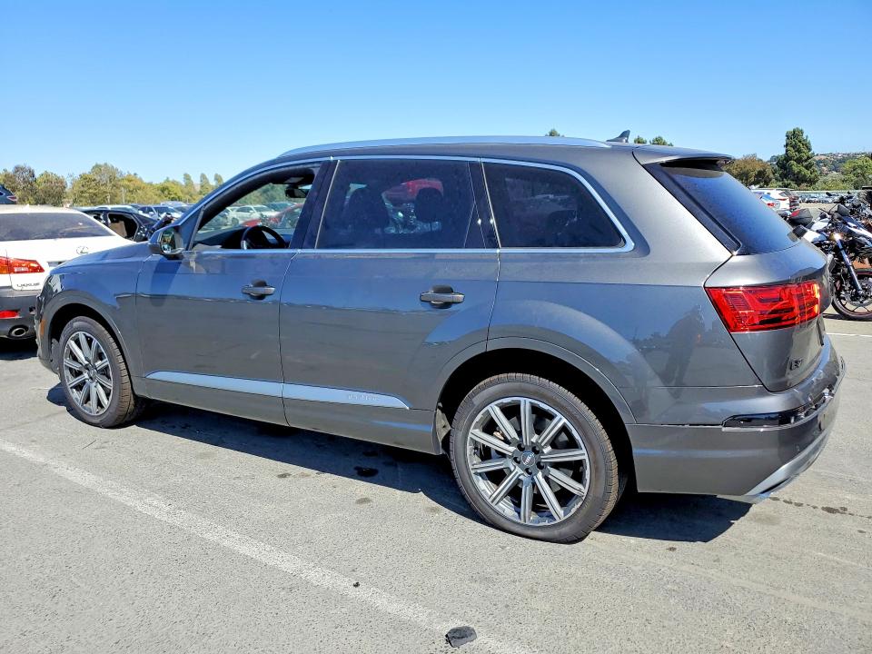 2019 Audi Q7 მანქანა იყიდება აუქციონზე, vin: WA1LAAF74KD020942, აუქციონის ნომერი: 61493376