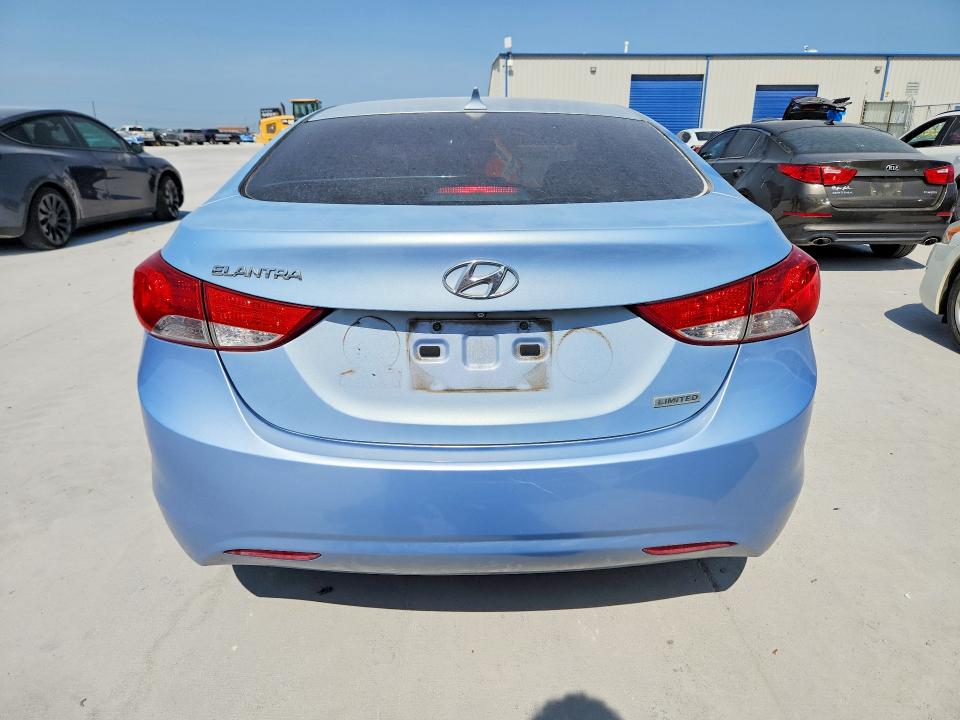 62984926 :رقم المزاد ، KMHDH4AE3CU324211 vin ، 2012 Hyundai Elantra مزاد بيع