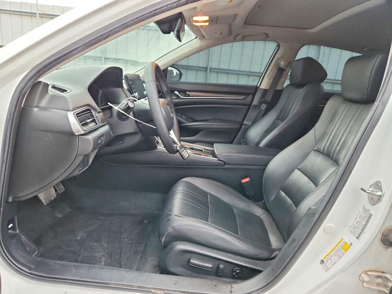 2019 Honda Accord მანქანა იყიდება აუქციონზე, vin: 1HGCV1F52KA092086, აუქციონის ნომერი: 61973676