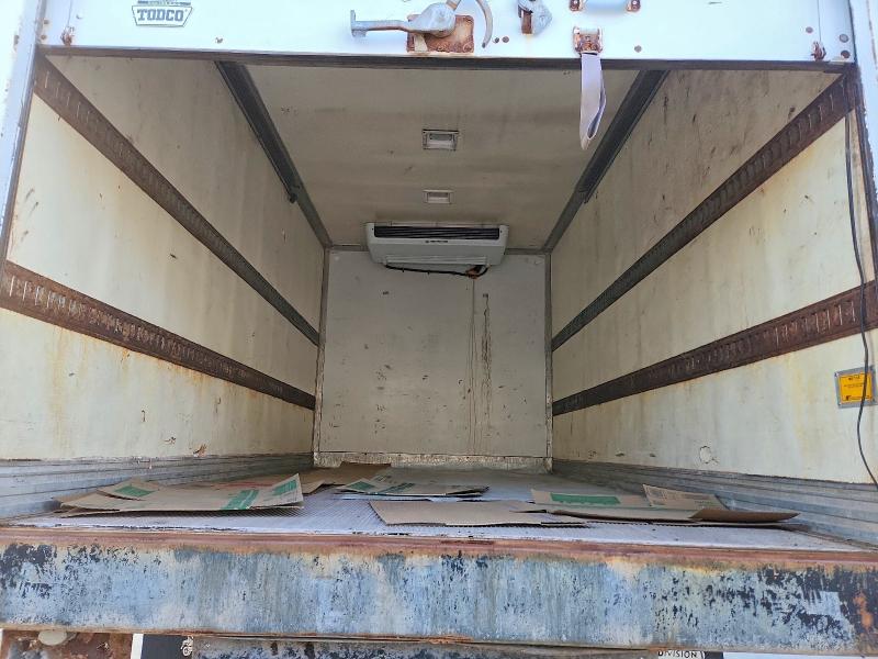 2017 Chevrolet 4500 მანქანა იყიდება აუქციონზე, vin: 54DCDW1B6HB801550, აუქციონის ნომერი: 59655956