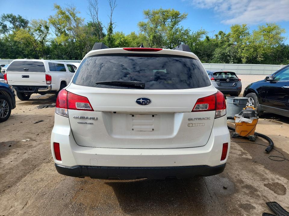 Продажа на аукционе авто 2014 Subaru Outback, vin: 4S4BRBECXE3201158, номер лота: 61065676
