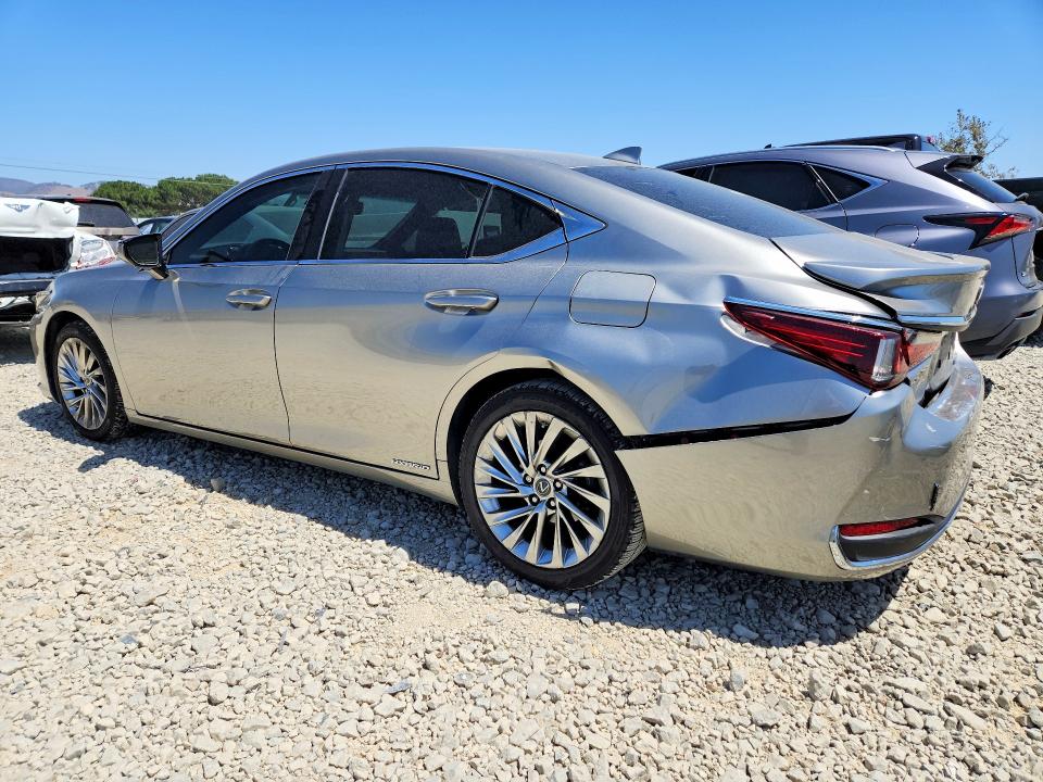 61844796 :رقم المزاد ، 58AE21B12LU005164 vin ، 2020 Lexus Es مزاد بيع