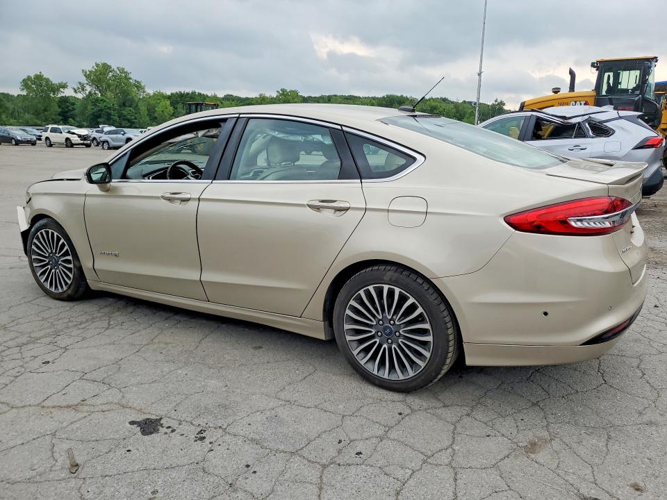 61810776 :رقم المزاد ، 3FA6P0RU9JR148280 vin ، 2018 Ford Fusion مزاد بيع