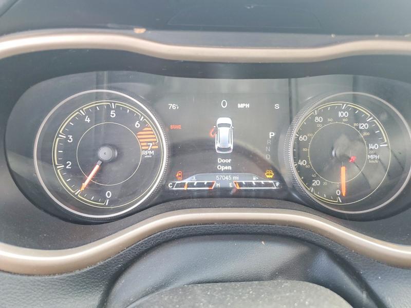 60069566 :رقم المزاد ، 1C4PJLCB6GW297616 vin ، 2016 Jeep Cherokee مزاد بيع