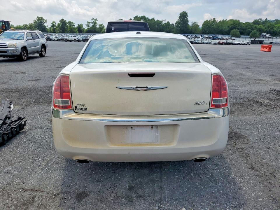 60661886 :رقم المزاد ، 2C3CCARG3DH560028 vin ، 2013 Chrysler 300 مزاد بيع