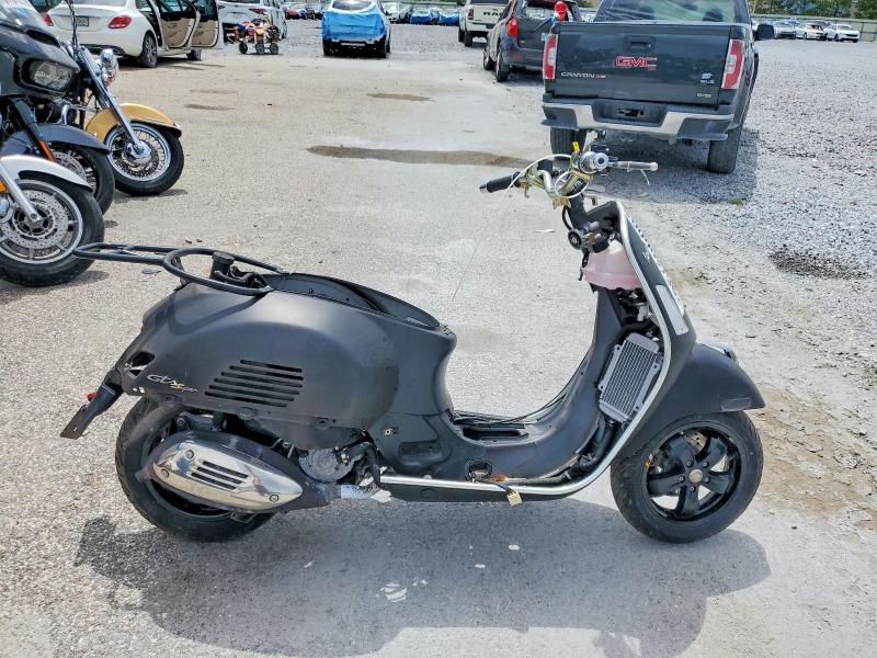60639796 :رقم المزاد ، ZAPMA39M8N5203362 vin ، 2022 Piaggio Motorcycle مزاد بيع