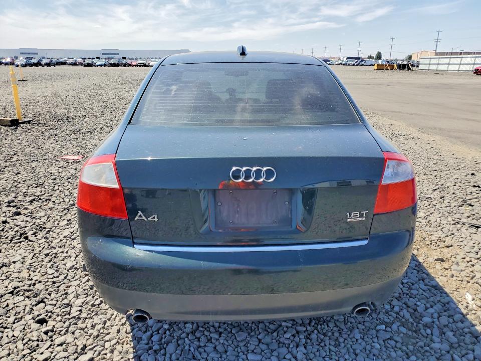 2004 Audi A4 მანქანა იყიდება აუქციონზე, vin: WAULC68E54A038733, აუქციონის ნომერი: 60039436
